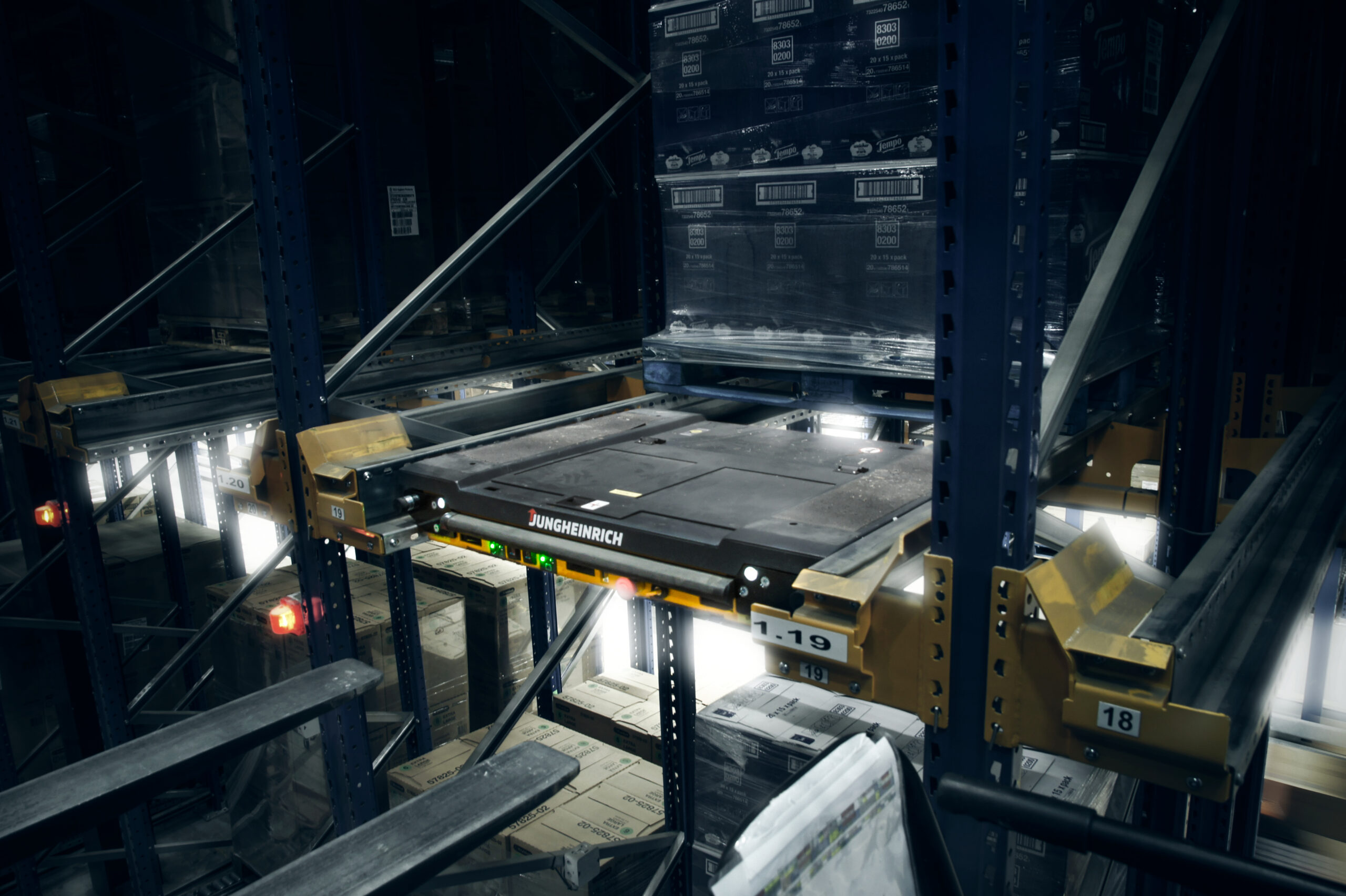 Pallet Shuttle, alta densidad de almacenamiento y optimización de