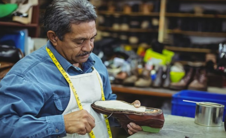 emprendedores peruanos